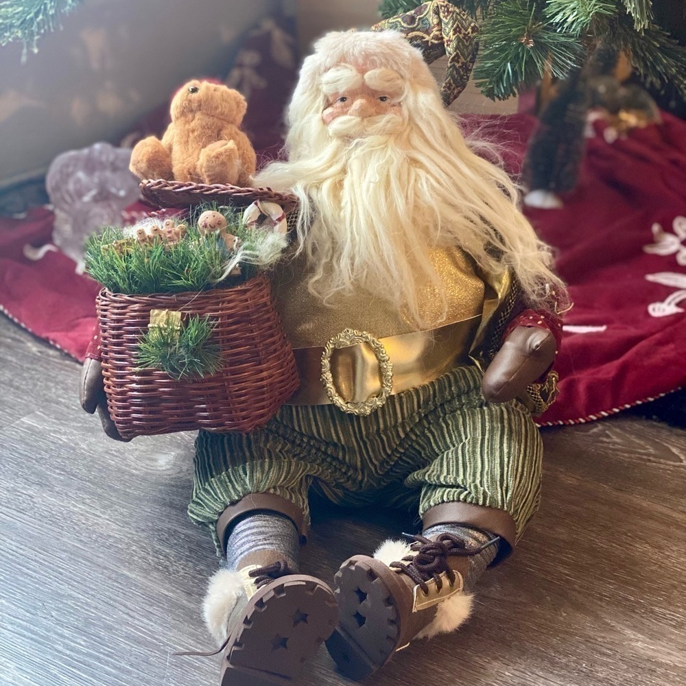 The Bombay Company Special Edition year 2000‎ Santa Claus w/ basket